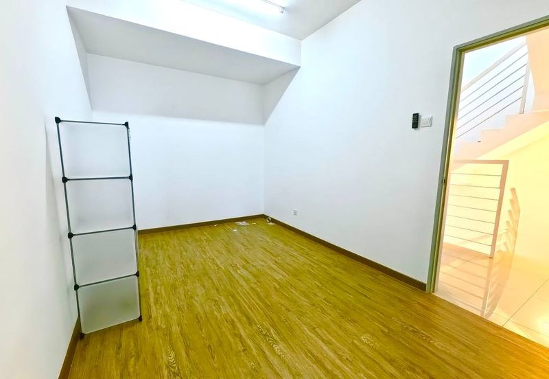 DAPUR EXTENDED❗️GUARDED 3 STOREY TERRACE AZALEA BUKIT RAHMAN PUTRA SUNGAI BULOH FOR SALE 