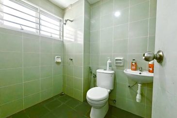 DAPUR EXTENDED❗️GUARDED 3 STOREY TERRACE AZALEA BUKIT RAHMAN PUTRA SUNGAI BULOH FOR SALE 