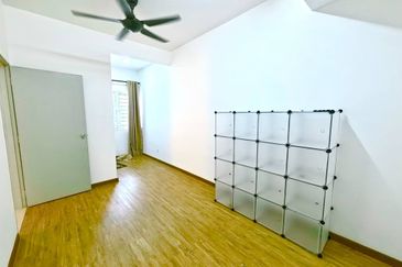 DAPUR EXTENDED❗️GUARDED 3 STOREY TERRACE AZALEA BUKIT RAHMAN PUTRA SUNGAI BULOH FOR SALE 