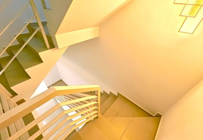 DAPUR EXTENDED❗️GUARDED 3 STOREY TERRACE AZALEA BUKIT RAHMAN PUTRA SUNGAI BULOH FOR SALE 