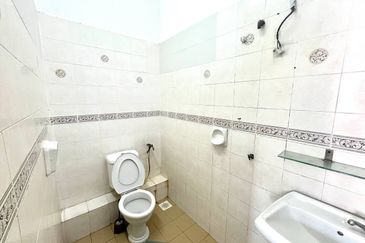 WELL MAINTAINED❗️22X75 DOUBLE STOREY TERRACE TAMAN BUKIT ANGSANA CHERAS KUALA LUMPUR 