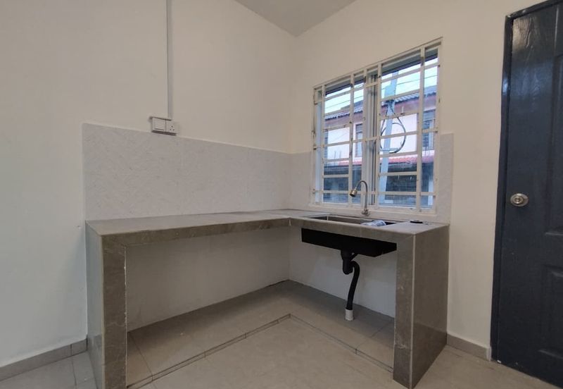 FULLY RENOVATED❗️DOUBLE STOREY TERRACE JALAN BAKAWALI BUKIT SENTOSA RAWANG FOR SALE 