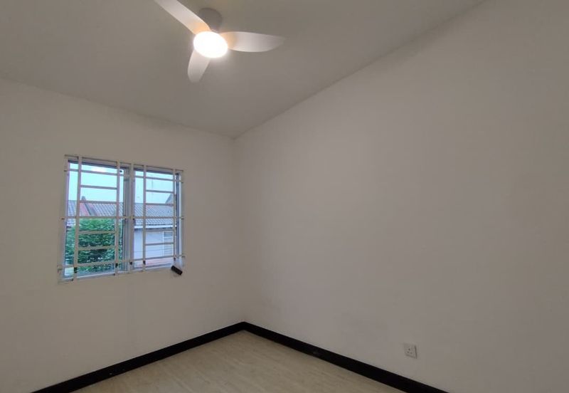 FULLY RENOVATED❗️DOUBLE STOREY TERRACE JALAN BAKAWALI BUKIT SENTOSA RAWANG FOR SALE 