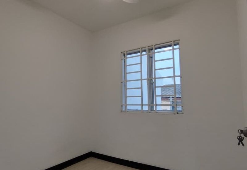 FULLY RENOVATED❗️DOUBLE STOREY TERRACE JALAN BAKAWALI BUKIT SENTOSA RAWANG FOR SALE 