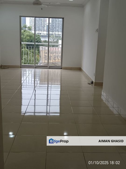 LOW LEVEL❗️FLEXIBLE BOOKING BALCONY VIEW MASJID KRISTAL HEIGHTS SEKSYEN 7 NEAR UITM SHAH ALAM FOR SALE , Selangor, Shah Alam