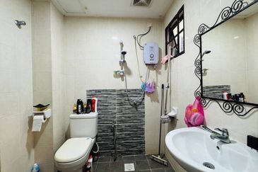 Cahaya SPK, Seksyen U9