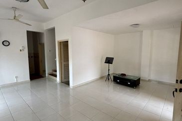 Bandar Tun Hussein Onn