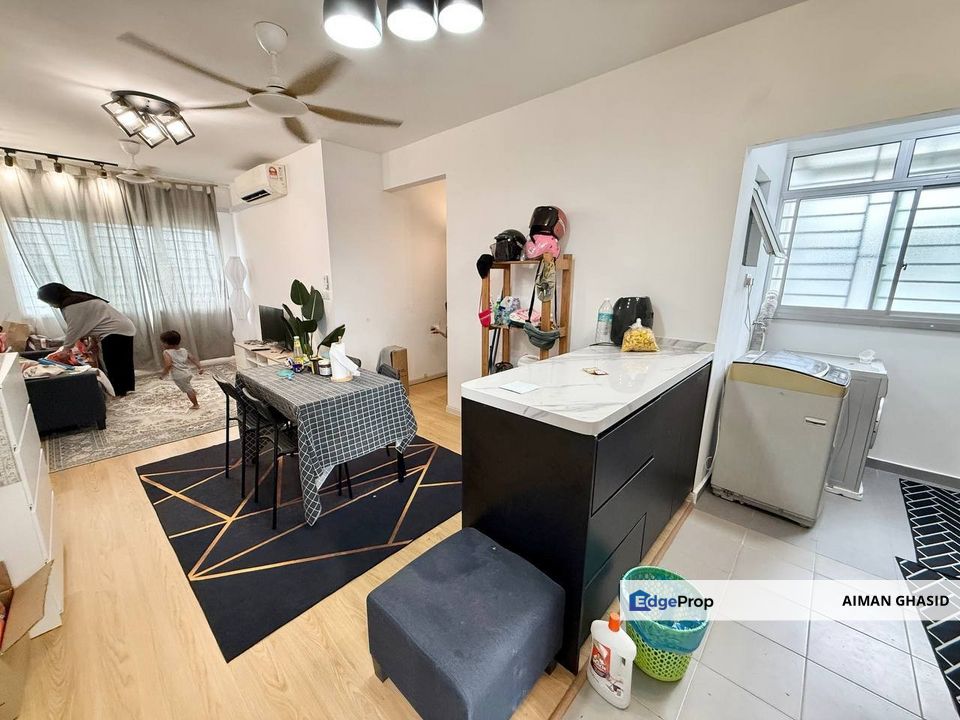 MOVE IN CONDITION❗️FREEHOLD DE CEMARA APARTMENT SETIA ALAM FOR SALE , Selangor, Shah Alam