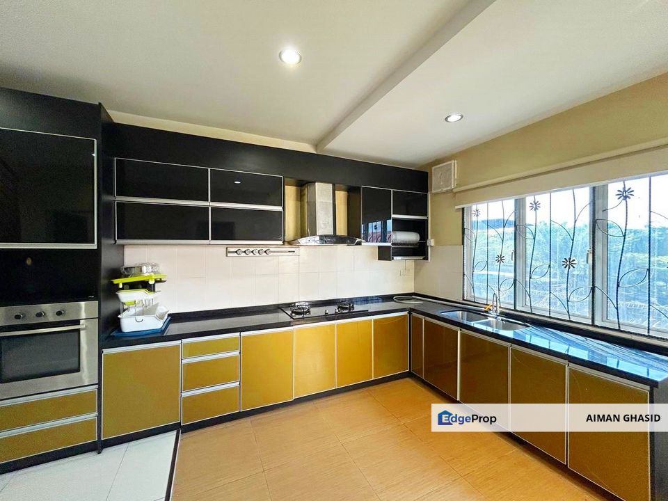 DAPUR EXTENDED❗️NEAR PUTRAJAYA DOUBLE STOREY TERRACE TAMAN SURIA TROPIKA SERI KEMBANGAN FOR SALE , Selangor, Serdang