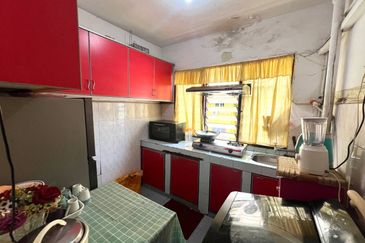 Flat PKNS AU3 (Blok 1 - 6)