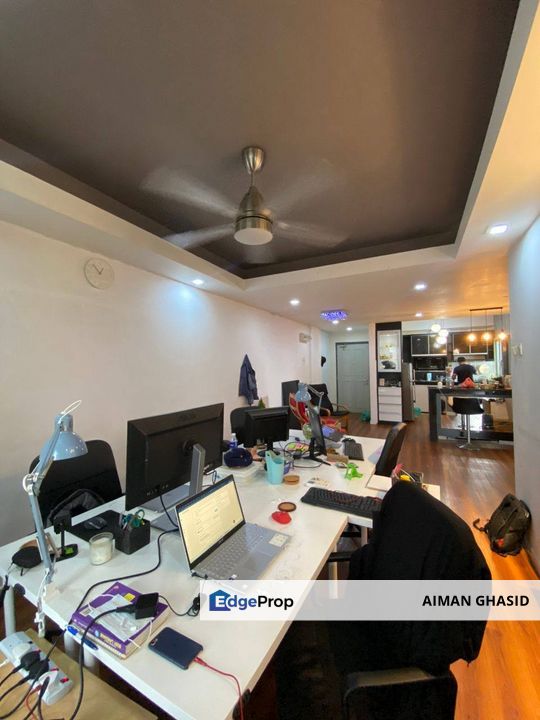 MURAH❗️RENOVATED PANGSAPURI DAMAI SEKSYEN 25 SHAH ALAM FOR SALE , Selangor, Shah Alam