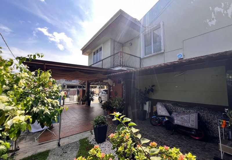 Jalan Taman Melawati