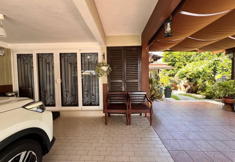 Jalan Taman Melawati