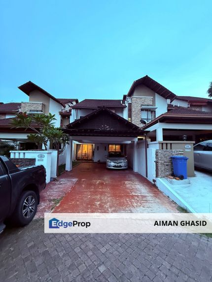 WELL MAINTAINED❗️2.5 STOREY TERRACE LAMAN SANUR SEKSYEN 13 SHAH ALAM FOR SALE , Selangor, Shah Alam