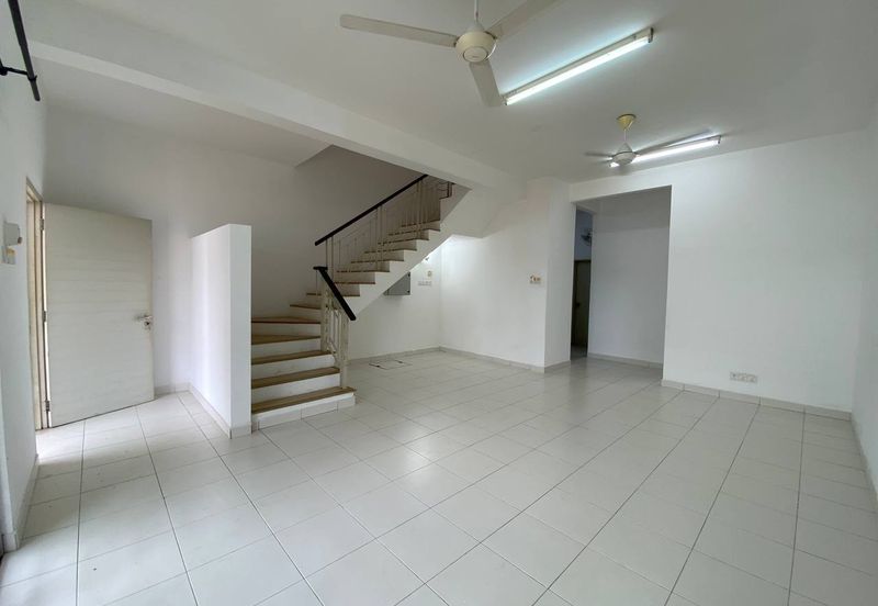 Saron @Bandar Bukit Raja