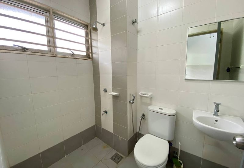 Saron @Bandar Bukit Raja