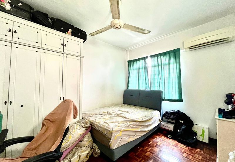 Apartment Kampung Tunku