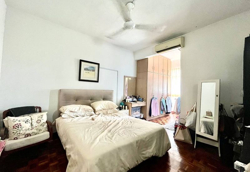 Apartment Kampung Tunku