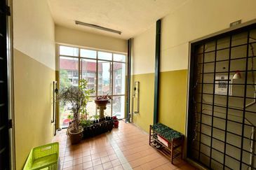 Apartment Kampung Tunku