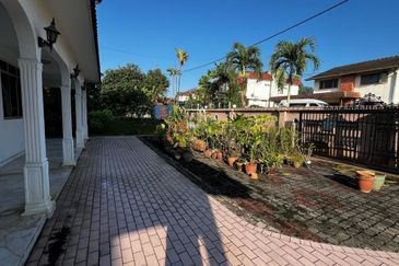 Seksyen 3, Shah Alam