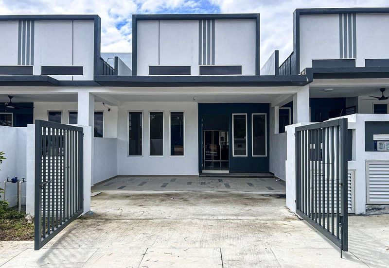 J1 Residence @ Jenderam