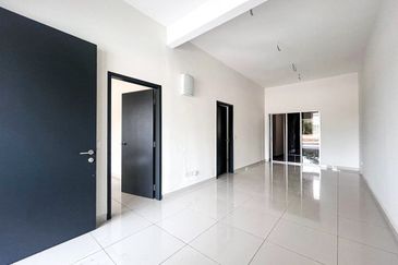 J1 Residence @ Jenderam