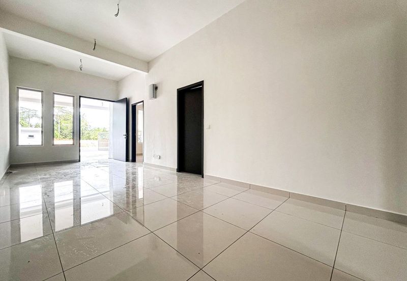 J1 Residence @ Jenderam