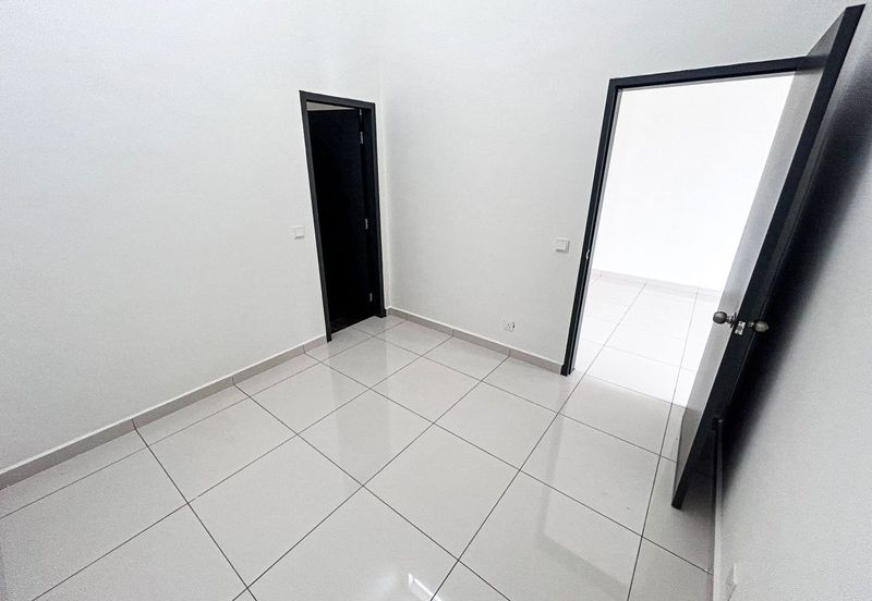 J1 Residence @ Jenderam