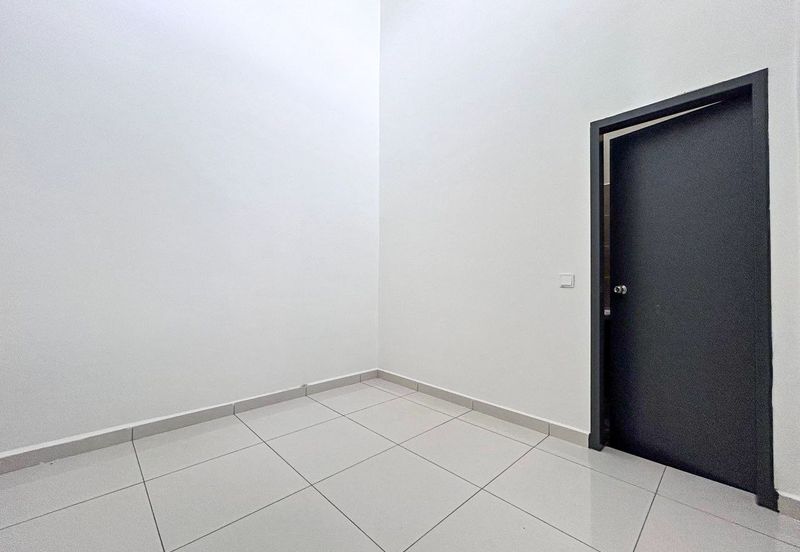 J1 Residence @ Jenderam