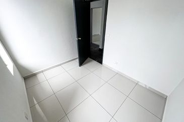 J1 Residence @ Jenderam