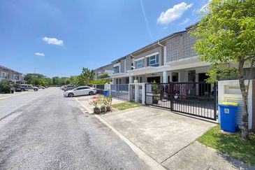 Penduline @ Bandar Rimbayu