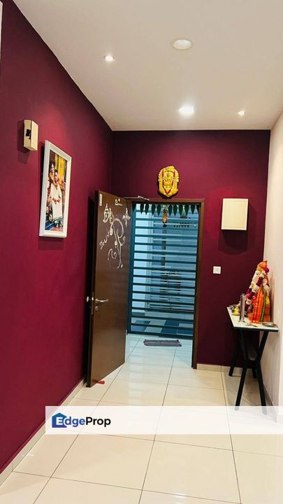 V-Residensi @ Selayang Heights Selayang Batu Caves, Cheapest Renovated Unit | Service Apartment FOR SALE! - RM370k , Selangor, Selayang