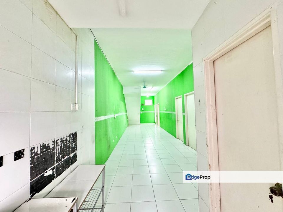 Pearl Villa Townhouse Ground Floor Bandar Saujana Putra Selangor, Facing Surau | Townhouse FOR SALE! - RM330k Negotiable, Selangor, Bandar Saujana Putra