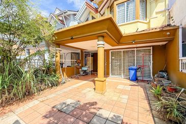 Taman Bukit Subang Freehold 5 Minit ke Elmina Lakeside Mall | Double Storey Terrace @ Denai Alam Shah Alam FOR SALE! - RM580k 