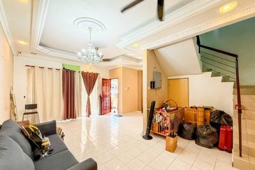 Taman Bukit Subang Freehold 5 Minit ke Elmina Lakeside Mall | Double Storey Terrace @ Denai Alam Shah Alam FOR SALE! - RM580k 
