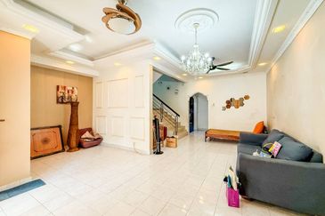 Taman Bukit Subang Freehold 5 Minit ke Elmina Lakeside Mall | Double Storey Terrace @ Denai Alam Shah Alam FOR SALE! - RM580k 