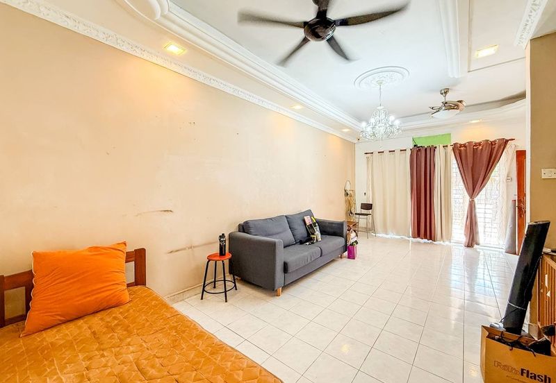 Taman Bukit Subang Freehold 5 Minit ke Elmina Lakeside Mall | Double Storey Terrace @ Denai Alam Shah Alam FOR SALE! - RM580k 