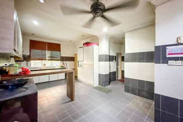 Taman Bukit Subang Freehold 5 Minit ke Elmina Lakeside Mall | Double Storey Terrace @ Denai Alam Shah Alam FOR SALE! - RM580k 