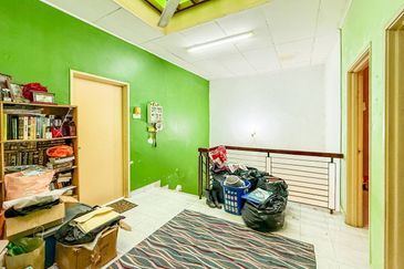 Taman Bukit Subang Freehold 5 Minit ke Elmina Lakeside Mall | Double Storey Terrace @ Denai Alam Shah Alam FOR SALE! - RM580k 