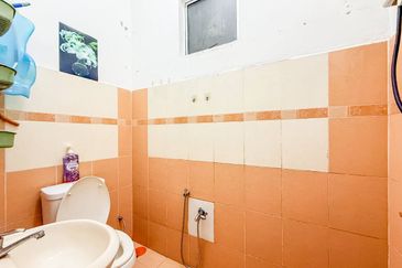 Taman Bukit Subang Freehold 5 Minit ke Elmina Lakeside Mall | Double Storey Terrace @ Denai Alam Shah Alam FOR SALE! - RM580k 