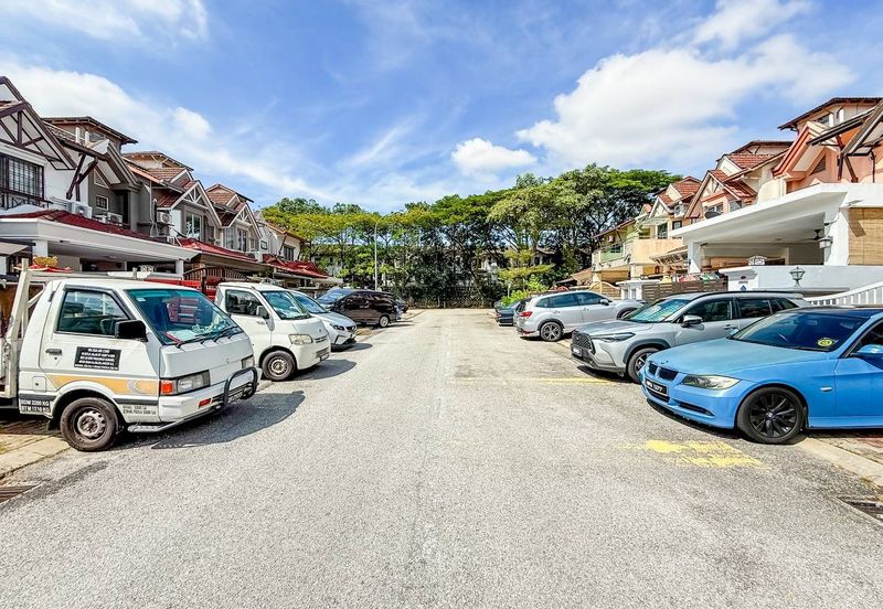 Taman Bukit Subang Freehold 5 Minit ke Elmina Lakeside Mall | Double Storey Terrace @ Denai Alam Shah Alam FOR SALE! - RM580k 