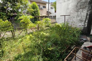 Seksyen 5 Bandar Baru Bangi Selangor, Paling Murah Boleh 100% Loan | Double Storey Terrace FOR SALE! - RM430k