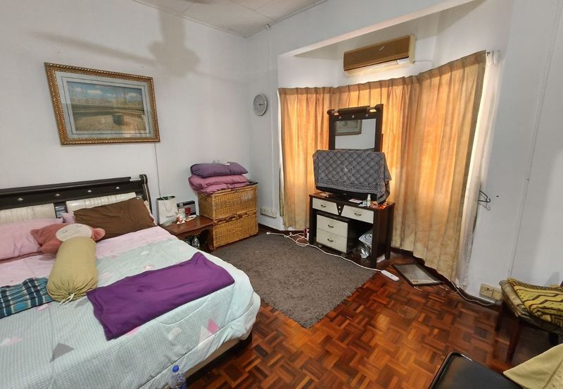 Seksyen 5 Bandar Baru Bangi Selangor, Paling Murah Boleh 100% Loan | Double Storey Terrace FOR SALE! - RM430k