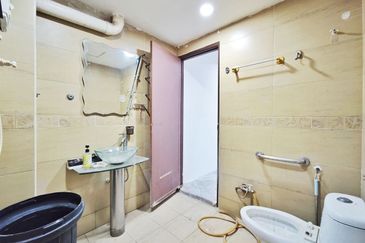 Taman Alam Megah, Seksyen 28