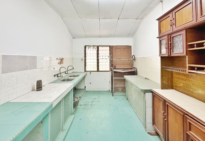 Taman Alam Megah, Seksyen 28