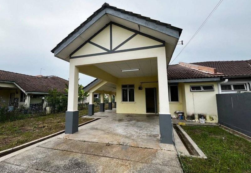 Taman Sri Bayu, Tanjong Sepat