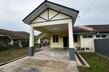 Taman Sri Bayu, Tanjong Sepat