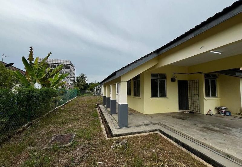 Taman Sri Bayu, Tanjong Sepat