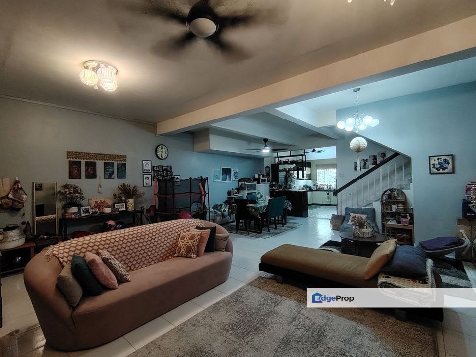 Taman Suria Tropika Serdang Seri Kembangan Selangor, 22 x 70 Cheapest Unit | Double Storey FOR SALE! - RM650k, Selangor, Serdang