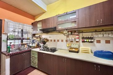 Jalan Suakasih @ Tun Hussein Onn